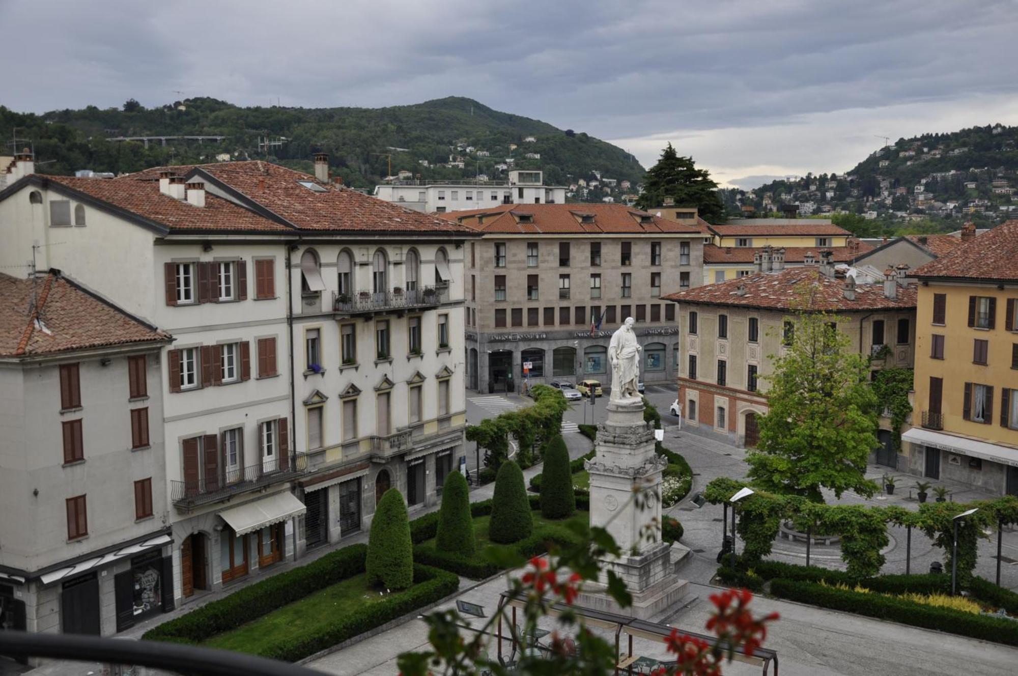 Albergo Firenze Como Kültér fotó